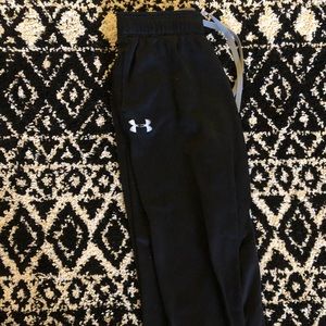UA. Warm Up sweats